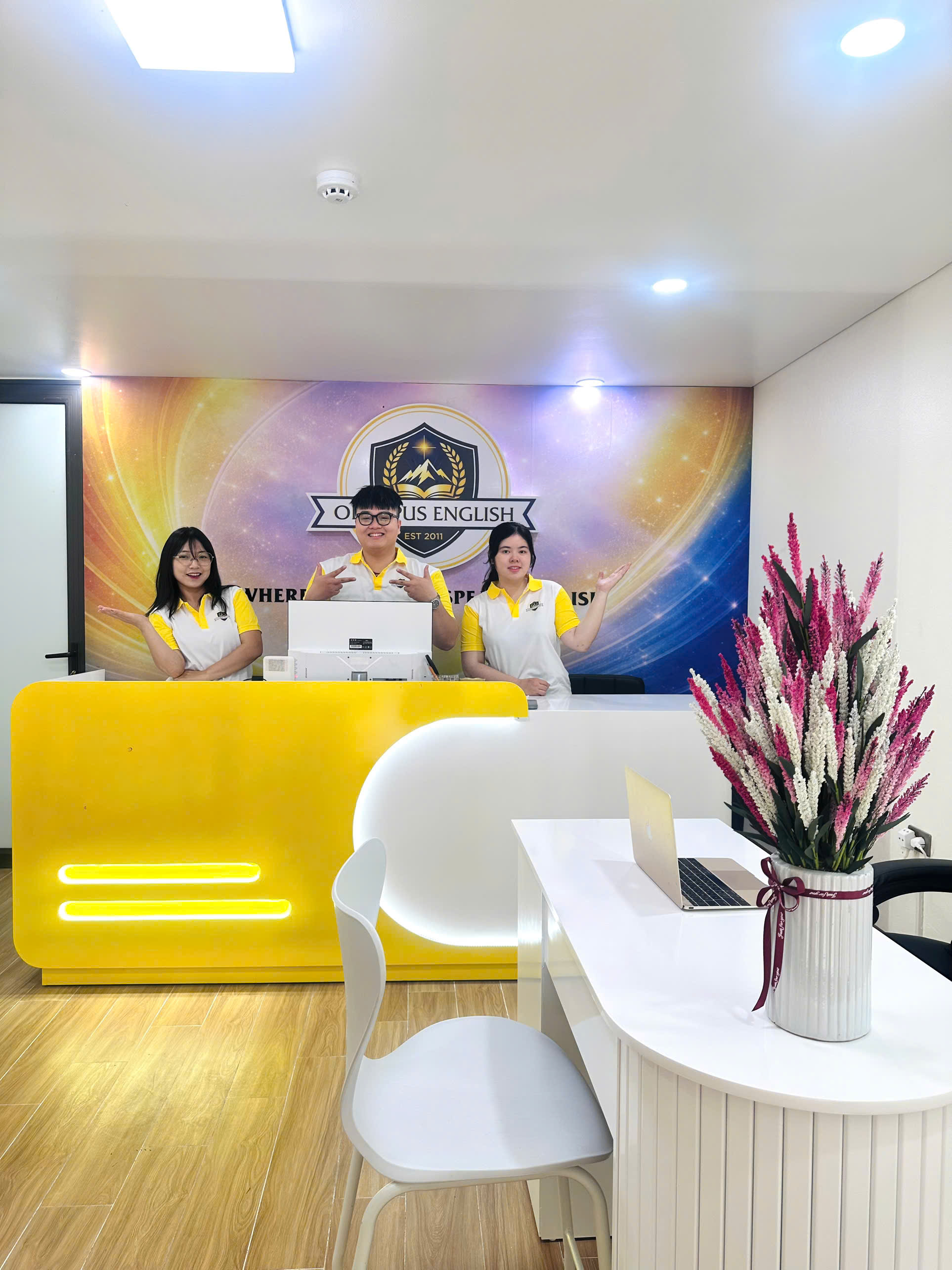 Không gian lớp học tại Olympus English